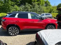 Neu Renault Austral Techno 148 PS (108 kW) 2025 Dolomitgrau mit dach in.../gr SUV