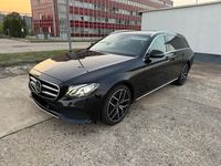 Gebraucht Mercedes E200 AMG 197 PS (144 kW) 2019 Schwarz Kombi