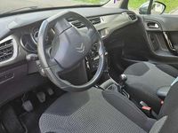 Usado Citroën C3 PureTech 82 CV (60 kW) 2013 Rojo Utilitario