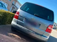 Usata VW Touran 102 CV (75 kW) 2005 Grigio Monovolume