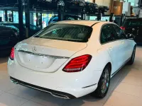 Gebraucht Mercedes C200 184 PS (135 kW) 2015 Weiß Limousine