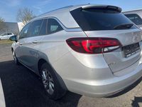 Gebraucht Opel Astra 110 PS (80 kW) 2018 Silber Kombi