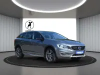 Gebraucht Volvo V60 CC Summum 150 PS (110 kW) 2016 Grau Kombi