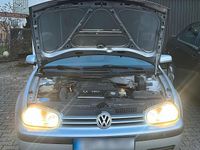 Gebraucht VW Golf IV 75 PS (55 kW) 2001 Silber Limousine