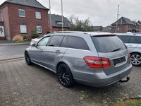 gebraucht Mercedes E250 E-Klasse T-Modell E 250 BlueEfficiency