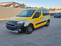 Gebraucht Peugeot Partner Tepee Outdoor 92 PS (67 kW) 2013 Gelb Van / Kleinbus