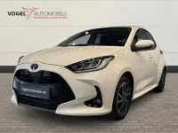 Gebraucht Toyota Yaris Team 116 PS (85 kW) 2022 Weiß Kleinwagen