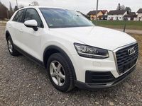 Używany Audi Q2 Basis 150 KM (110 kW) 2017 Biały SUV