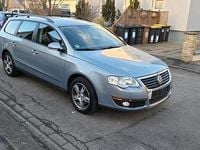 Gebraucht VW Passat 122 PS (89 kW) 2011 Blau Kombi