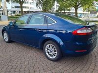 Gebraucht Ford Mondeo Titanium 163 PS (119 kW) 2011 Blau Limousine