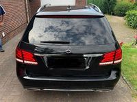 Gebraucht Mercedes E220 Avantgarde 170 PS (125 kW) 2013 Schwarz Kombi
