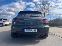 Gebraucht Porsche Macan 252 PS (185 kW) 2017 Schwarz SUV