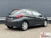 Gebraucht Peugeot 208 Access 68 PS (50 kW) 2016 Grau Kleinwagen