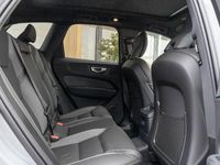 Nowe Volvo XC60 Plus 310 KM (228 kW) 2026 Szary SUV