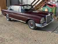 Gebraucht Mercedes W111 150 PS (110 kW) 1966 Violet Coupé