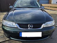 Gebraucht Opel Vectra 101 PS (74 kW) 1999 Grün Kombi