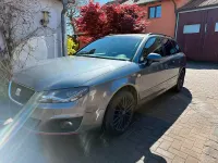 Usado Seat Exeo Reference 143 HP (105 kW) 2013 Cinzento Carrinha