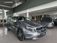 gebraucht Mercedes GLA200 Urban Bi-Xenon Navi R.Cam Memory Leder