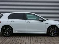 Gebraucht VW Golf VIII R 320 PS (235 kW) 2021 Weiß Limousine