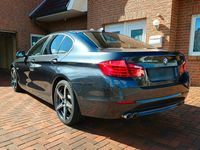Gebraucht BMW 520 184 PS (135 kW) 2012 Grau Limousine