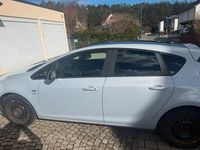 Second-hand Opel Astra 140 CP (102 kW) 2013 Alb Berlinǎ