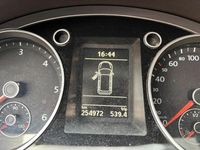 Gebraucht VW Passat 140 PS (102 kW) 2011 Violet Kombi