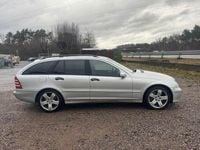 Gebraucht Mercedes C200 Avantgarde 163 PS (119 kW) 2007 Silber Kombi