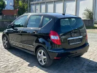 Gebraucht Mercedes A180 Avantgarde 109 PS (80 kW) 2010 Schwarz Limousine