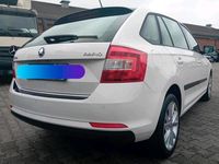 Gebraucht Skoda Rapid 115 PS (84 kW) 2013 Weiß Kleinwagen