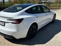 Gebraucht Tesla Model 3 RWD 211 kW (288 PS) 2023 Weiß Limousine