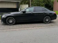 Gebraucht Mercedes E220 194 PS (142 kW) 2016 Schwarz Limousine