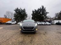 Gebraucht Peugeot 5008 Allure 150 PS (110 kW) 2015 Limousine