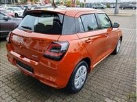 Neu Suzuki Swift Club 83 PS (61 kW) 2025 Orange Kleinwagen