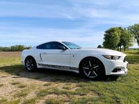 Gebraucht Ford Mustang 317 PS (233 kW) 2015 Weiß Coupé