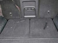 Gebraucht Kia Carens 134 PS (98 kW) 2014 Silber Van / Kleinbus