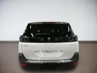 Gebraucht Peugeot 5008 Allure 131 PS (96 kW) 2022 Kwe  lack weiss perlglänzend Van / Kleinbus