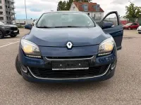 Gebraucht Renault Mégane GrandTour Dynamique 116 PS (85 kW) 2012 Blau Kombi