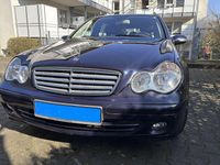 Gebraucht Mercedes C200 163 PS (119 kW) 2005 Blau Kombi
