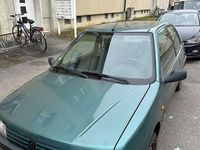 Gebraucht Peugeot 106 45 PS (33 kW) 1996 Grün Kleinwagen