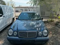 Gebraucht Mercedes E430 279 PS (205 kW) 1998 Blau Limousine