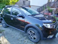 Gebraucht Dacia Sandero Celebration 90 PS (66 kW) 2018 Schwarz Limousine