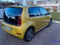 Gebraucht VW e-up! Style 61 kW (83 PS) 2020 Gelb Kleinwagen