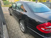 Gebraucht Mercedes E200 163 PS (119 kW) 2005 Schwarz Limousine