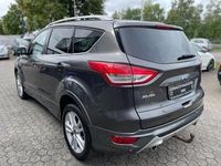 Gebraucht Ford Kuga Titanium 179 PS (131 kW) 2015 Grau SUV