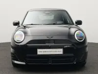 Gebraucht Mini Cooper SE 160 kW (218 PS) 2024 Schwarz Kleinwagen