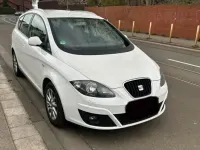 Gebraucht Seat Altea XL 105 PS (77 kW) 2012 Weiß Van / Kleinbus