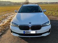 Gebraucht BMW 530e Luxury Line 292 PS (214 kW) 2023 Weiß Kombi