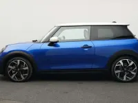 Używany Mini Cooper S Classic 204 KM (150 kW) 2025 Niebieski Hatchback