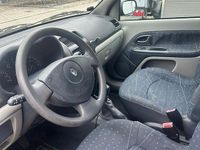 Usata Renault Clio II Expression 75 CV (55 kW) 2003 Verde Berlina