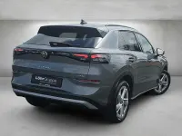 Neu VW T-Roc Life 150 PS (110 kW) 2026 Wolf grey metallic SUV